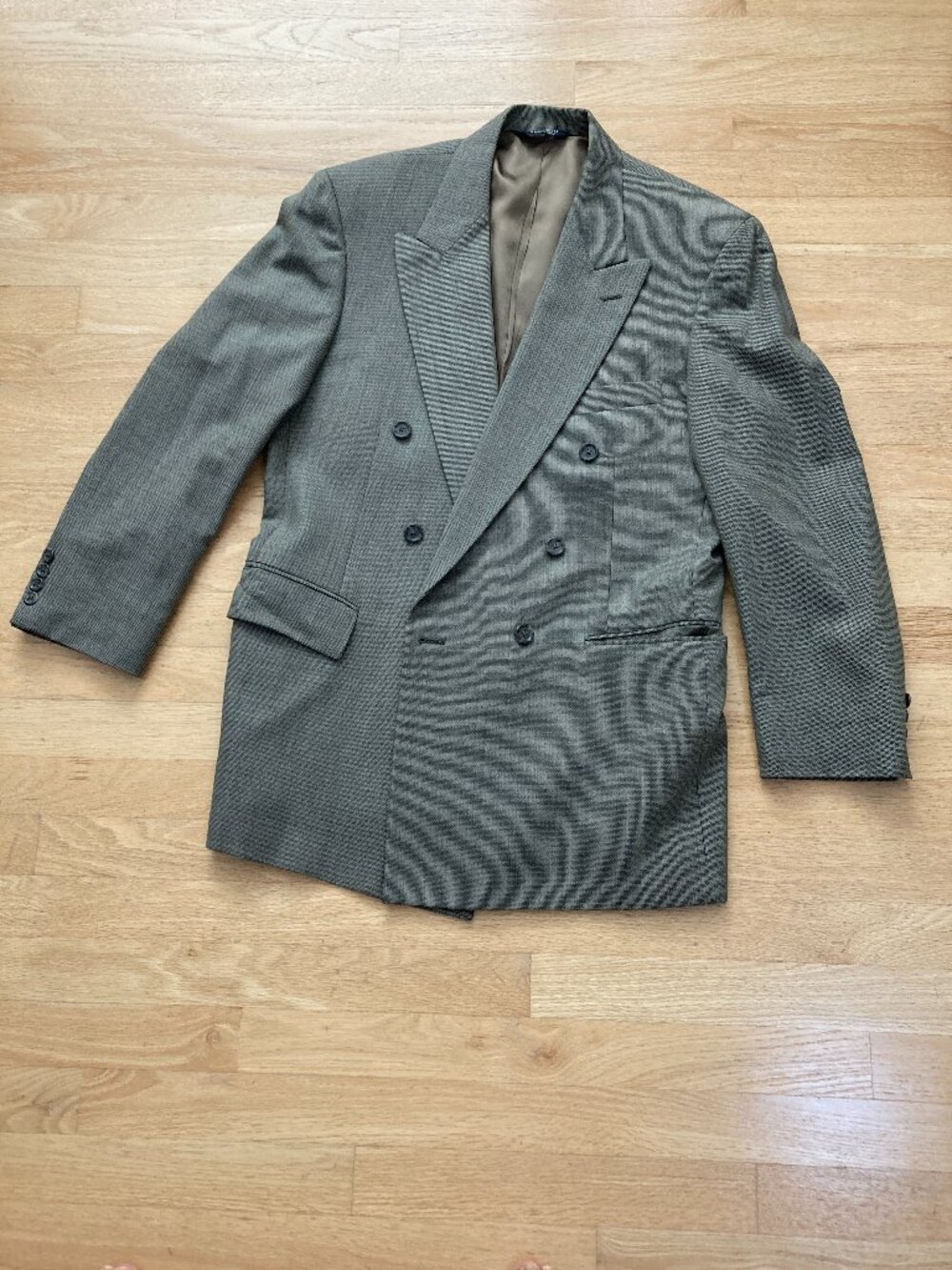 Nordstrom Taylored in the USA of Domestic Fabric Men's Suit, Size 39R, Pants 32